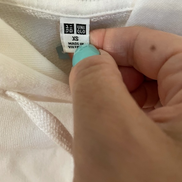 Beautiful sweatshirt - Picture 3 of 3